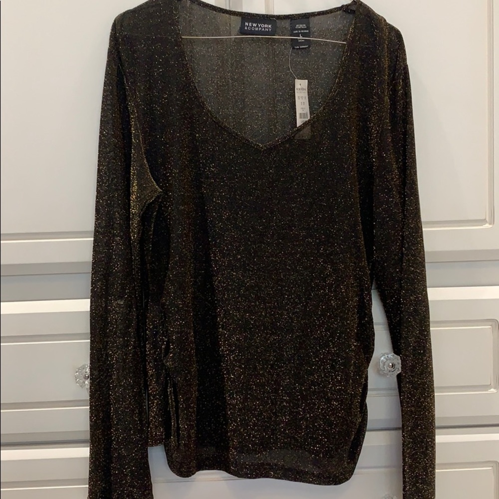 V Neck Long Sleeve Shirt
